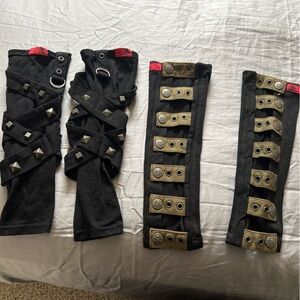 Tripp NYC Black and Tan Arm Warmers with Silver Details